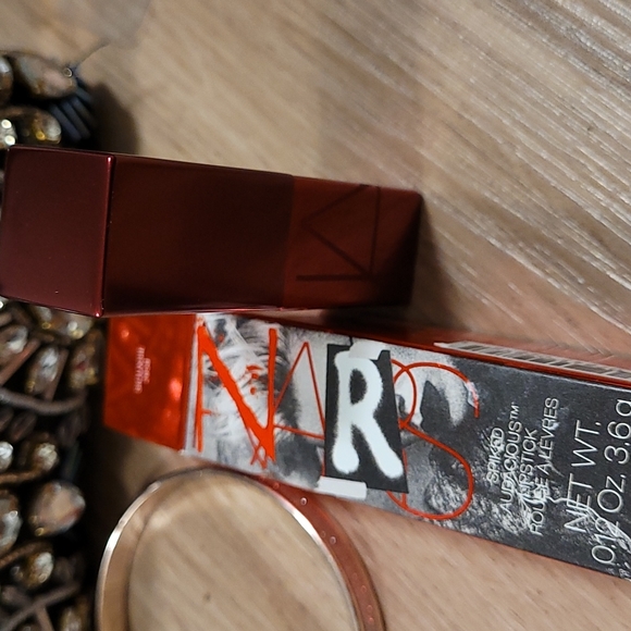 Lipstick, Nars - Picture 2 of 3